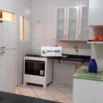 Apartamento em Mongaguá, bairro Centro