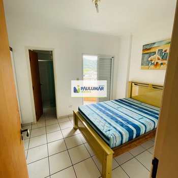 Apartamento em Mongaguá, bairro Centro