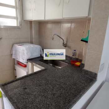 Kitnet em Mongaguá, bairro Centro