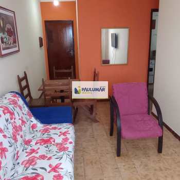 Apartamento em Mongaguá, bairro Centro