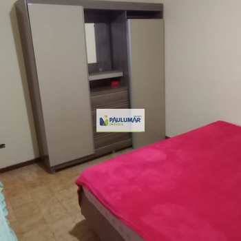 Apartamento em Mongaguá, bairro Centro