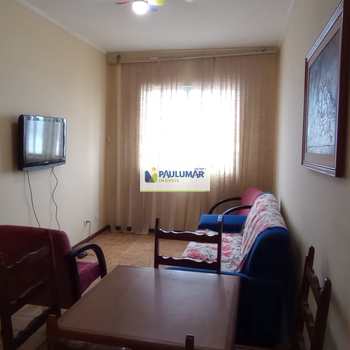 Apartamento em Mongaguá, bairro Centro