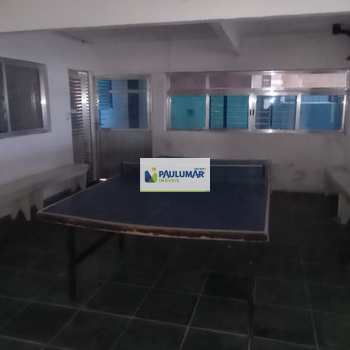 Apartamento em Mongaguá, bairro Centro