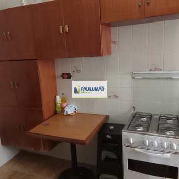 Apartamento em Mongaguá, bairro Centro