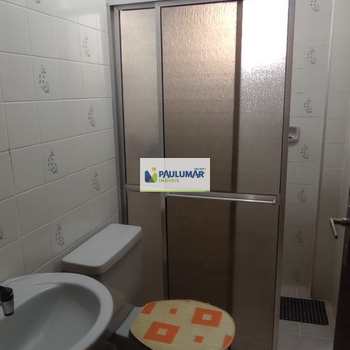 Apartamento em Mongaguá, bairro Centro