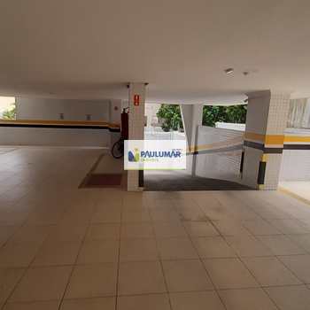 Apartamento em Mongaguá, bairro Centro