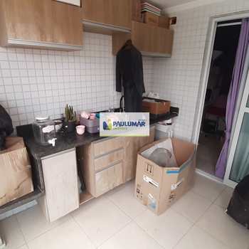 Apartamento em Mongaguá, bairro Centro