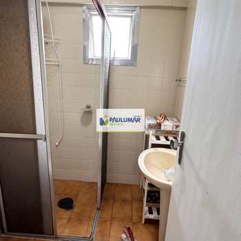Apartamento em Mongaguá, bairro Vila Vera Cruz
