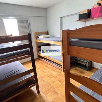 Apartamento em Mongaguá, bairro Vila Vera Cruz