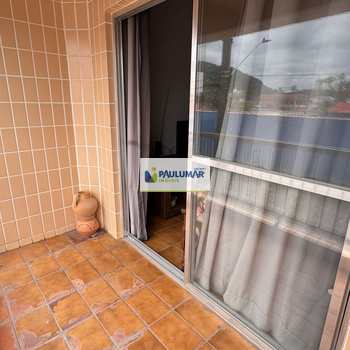 Apartamento em Mongaguá, bairro Vila Vera Cruz
