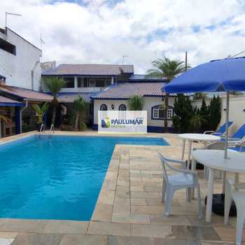 Sobrado em Itanhaém, bairro Jardim Jamaica