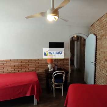 Sobrado em Itanhaém, bairro Jardim Jamaica