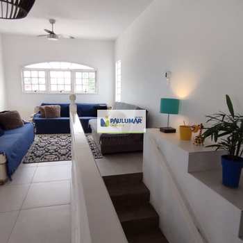 Sobrado em Itanhaém, bairro Jardim Jamaica