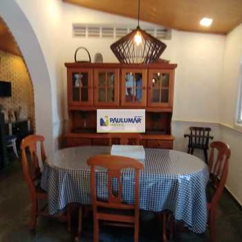 Sobrado em Itanhaém, bairro Jardim Jamaica