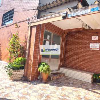 Kitnet em Praia Grande, bairro Ocian