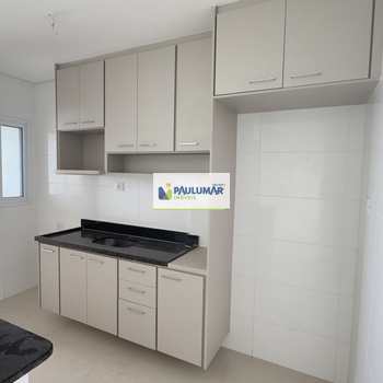 Apartamento em Mongaguá, bairro Jardim Aguapeu