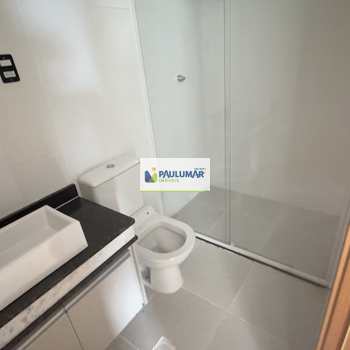 Apartamento em Mongaguá, bairro Jardim Aguapeu