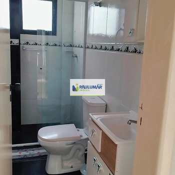 Apartamento em Mongaguá, bairro Centro