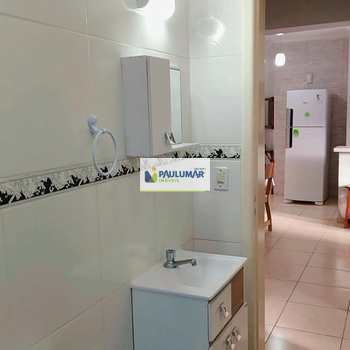 Apartamento em Mongaguá, bairro Centro
