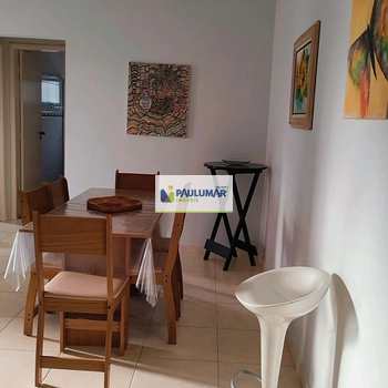 Apartamento em Mongaguá, bairro Centro