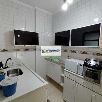 Apartamento em Mongaguá, bairro Centro