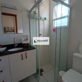 Apartamento em Mongaguá, bairro Centro