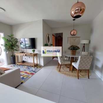 Apartamento em Mongaguá, bairro Centro