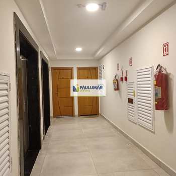 Apartamento em Mongaguá, bairro Centro