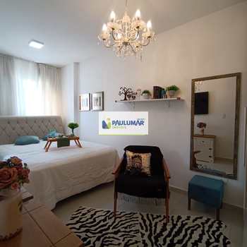 Apartamento em Mongaguá, bairro Centro