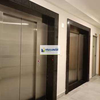 Apartamento em Mongaguá, bairro Centro