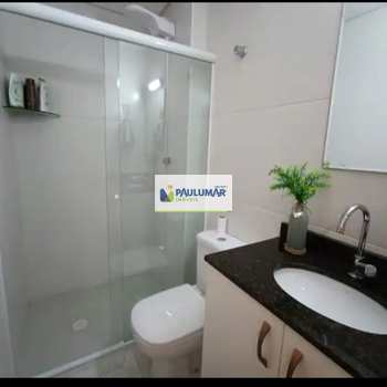 Apartamento em Mongaguá, bairro Centro