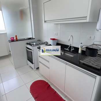 Apartamento em Mongaguá, bairro Centro