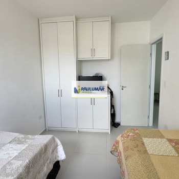 Apartamento em Mongaguá, bairro Centro