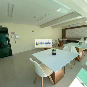 Apartamento em Mongaguá, bairro Centro