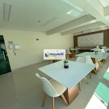 Apartamento em Mongaguá, bairro Centro