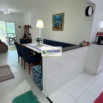 Apartamento em Mongaguá, bairro Centro