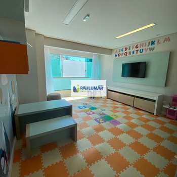 Apartamento em Mongaguá, bairro Centro