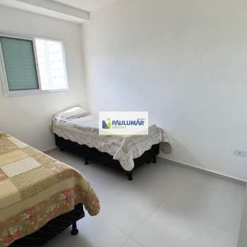Apartamento em Mongaguá, bairro Centro