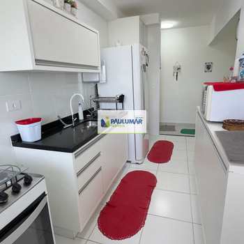 Apartamento em Mongaguá, bairro Centro
