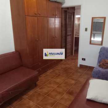 Apartamento em Mongaguá, bairro Centro