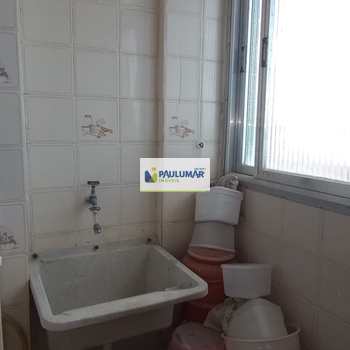 Apartamento em Mongaguá, bairro Centro