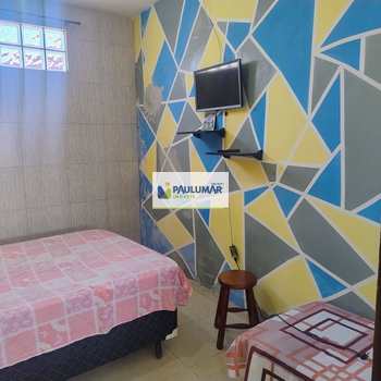 Casa em Mongaguá, bairro Oceanópolis