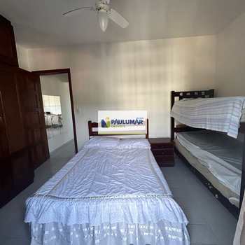Apartamento em Praia Grande, bairro Solemar