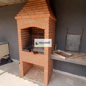 Casa em Mongaguá, bairro Vera Cruz