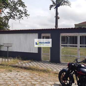 Casa em Mongaguá, bairro Vera Cruz