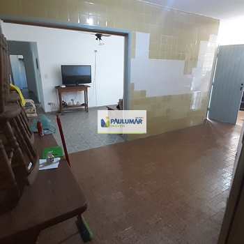 Casa em Mongaguá, bairro Vera Cruz