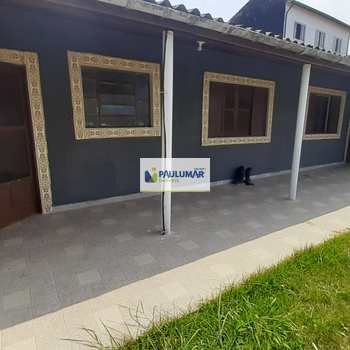 Casa em Mongaguá, bairro Vera Cruz