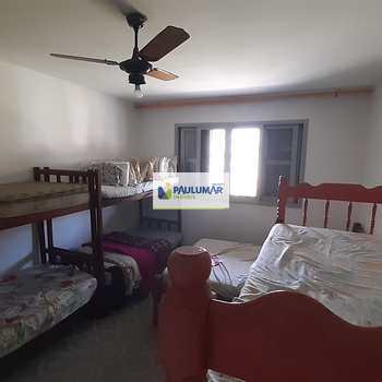 Casa em Mongaguá, bairro Vera Cruz