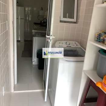 Apartamento em Mongaguá, bairro Centro