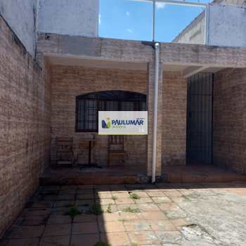Casa em Mongaguá, bairro Vera Cruz
